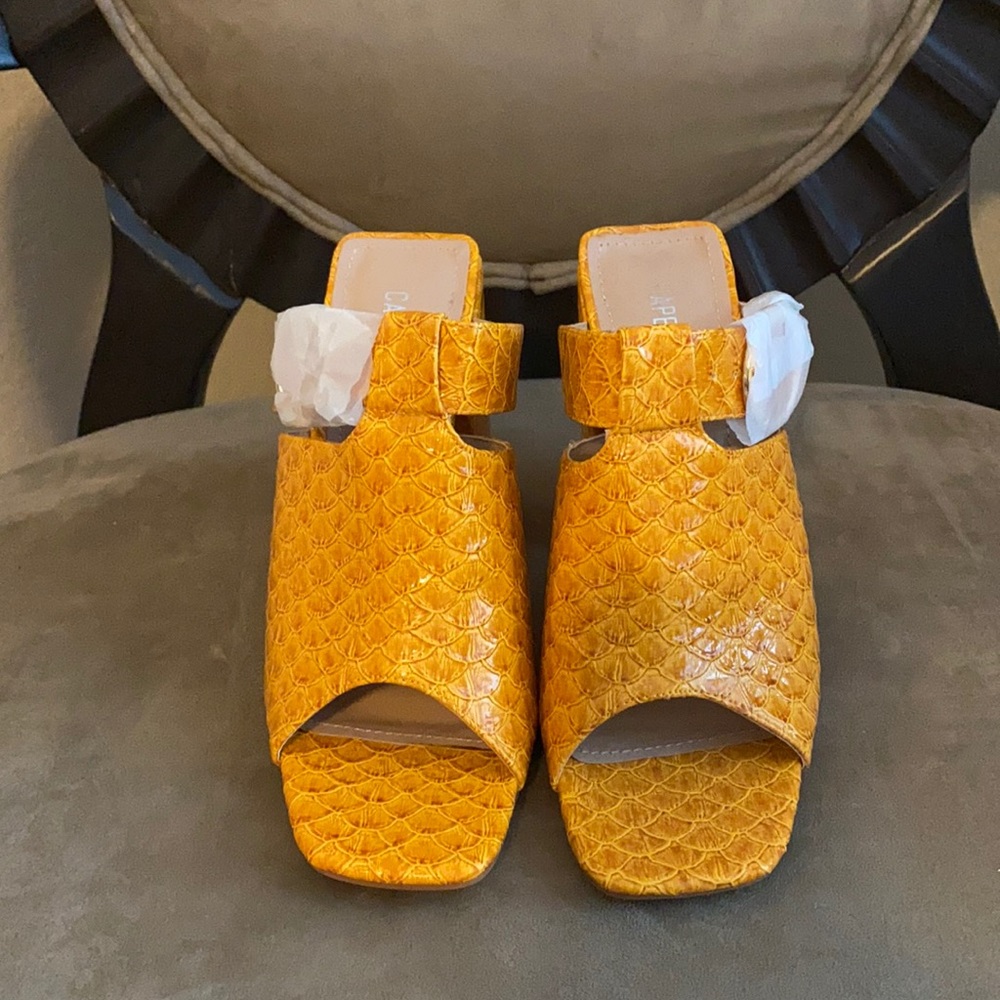 Cape Robbin Open Toe Mule